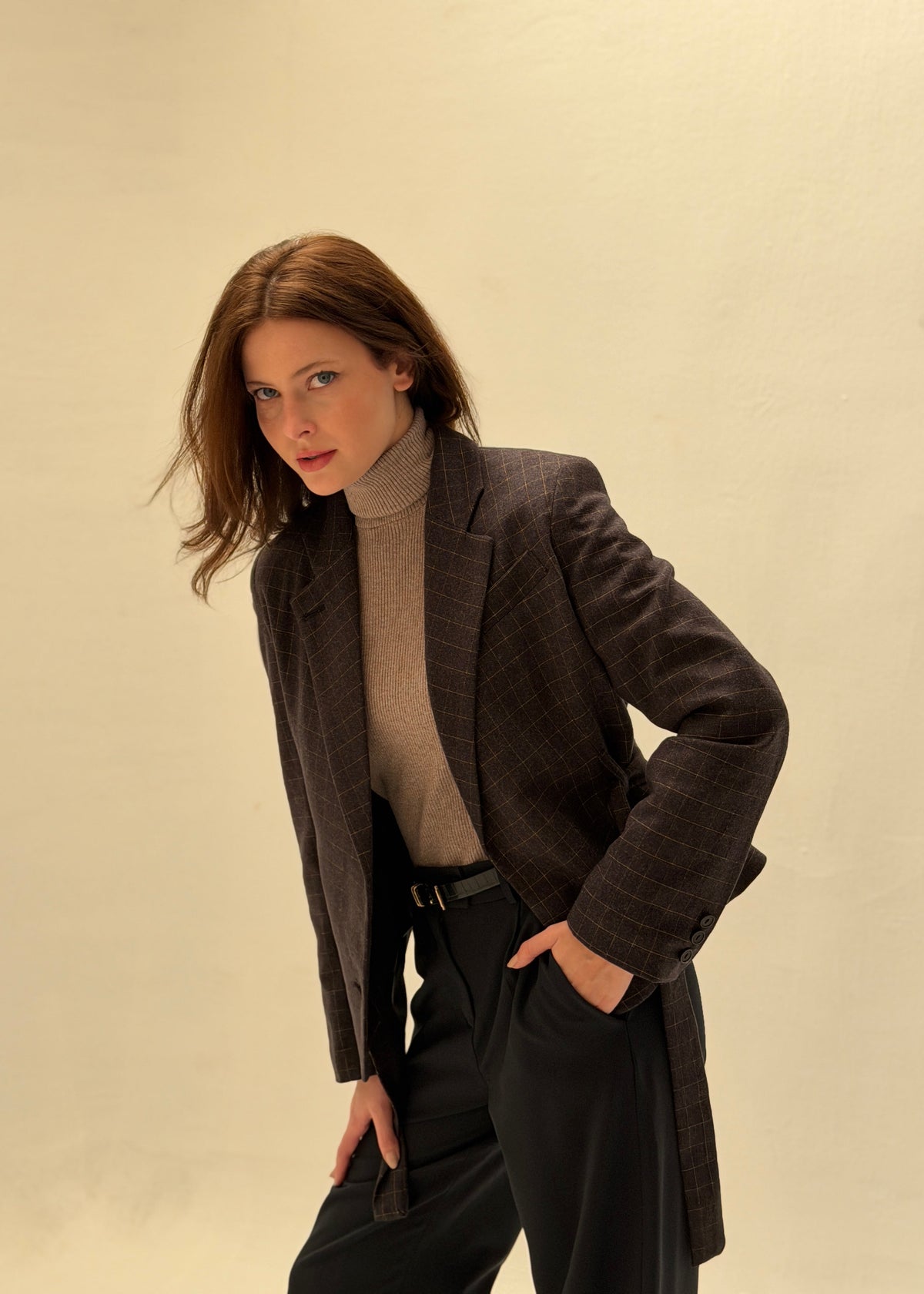 AMMU Harlow Charcoal cropped Blazer