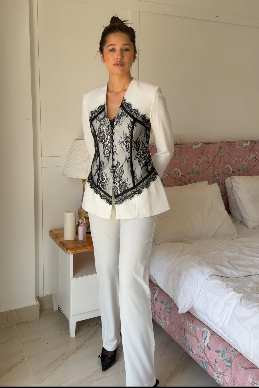 White Noir suite